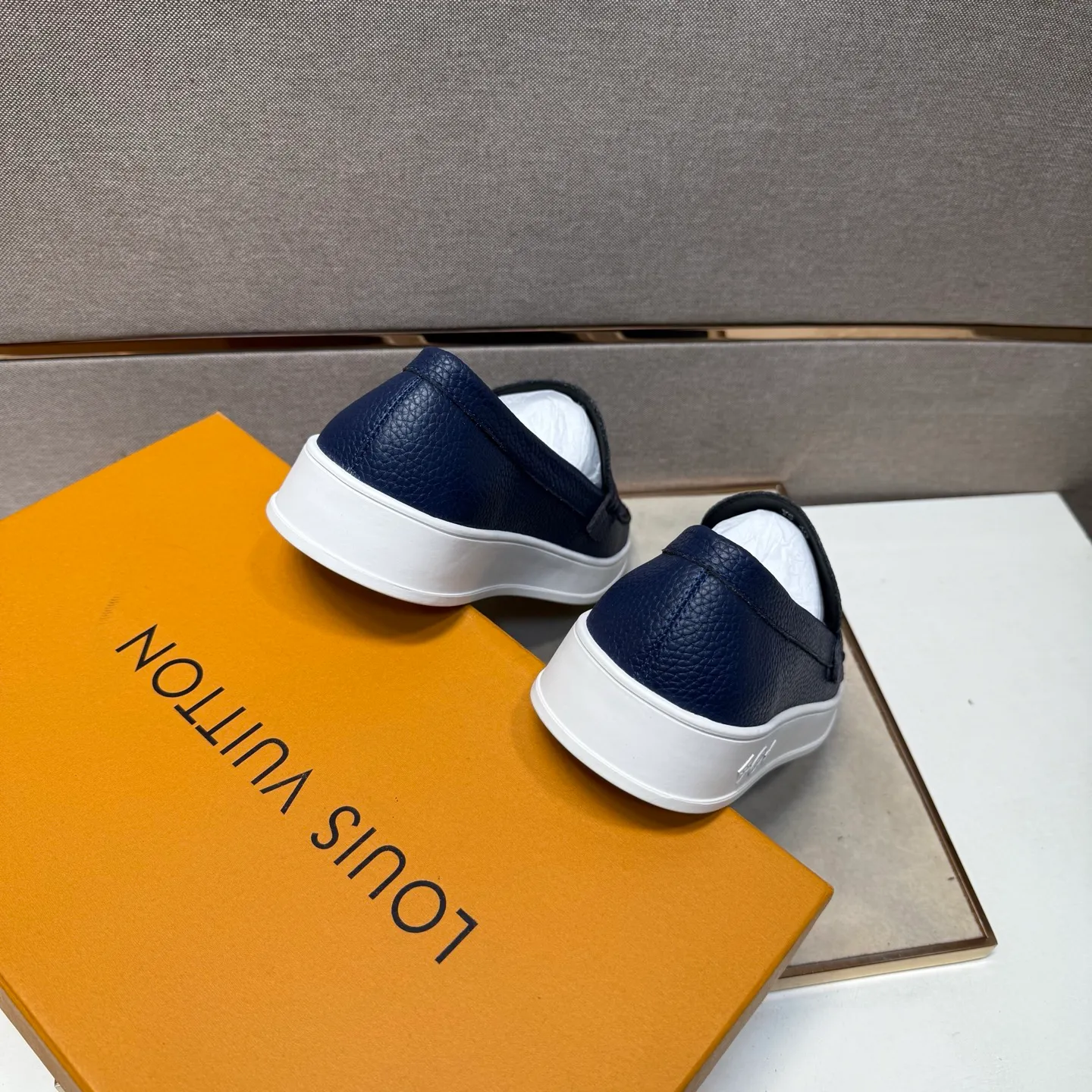 Men's men's shoes 💰pp442【LV～】men's casual shoes 2025z cabinet sales simultaneously 🔶Size: 38-44#️⃣ 🔷3 colors🔜The upper is made of multi-material splicing ➕Genuine leather lining, comfortable and breathable, sole: original comfortable and wear-resistant outsole, ⚠️real thing📱photographed🎬real thing is better📢📢📢
